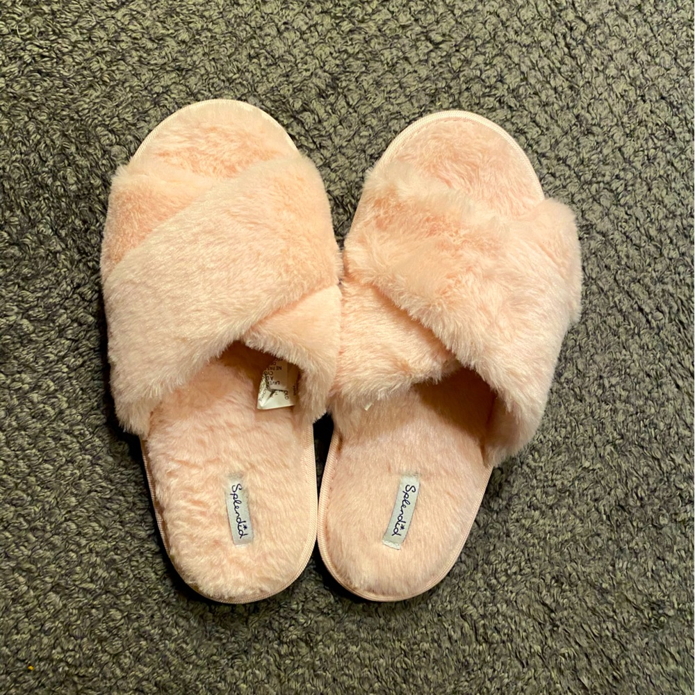 Brand new never worn Splendid slippers